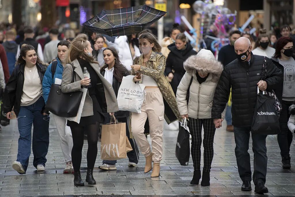 英国“闭店潮”！400 家大型零售店关闭，10 万人失业！