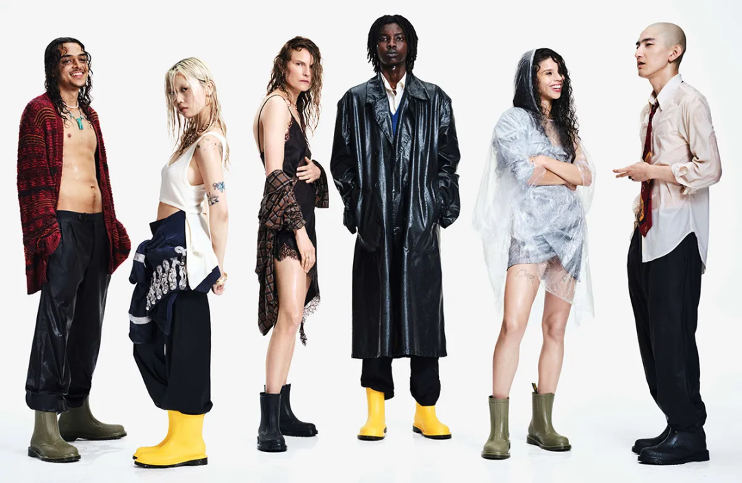 马丁靴巨头推出首款雨靴！